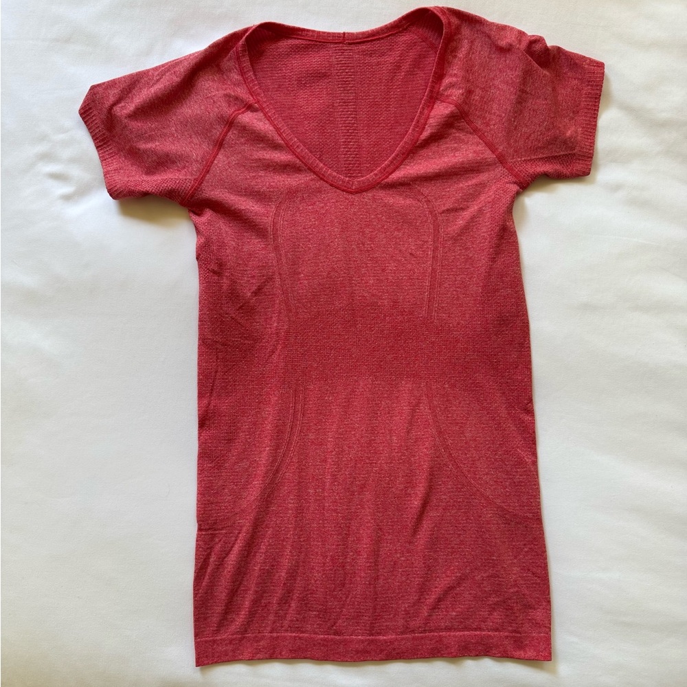 lululemon run swiftly tech v neck